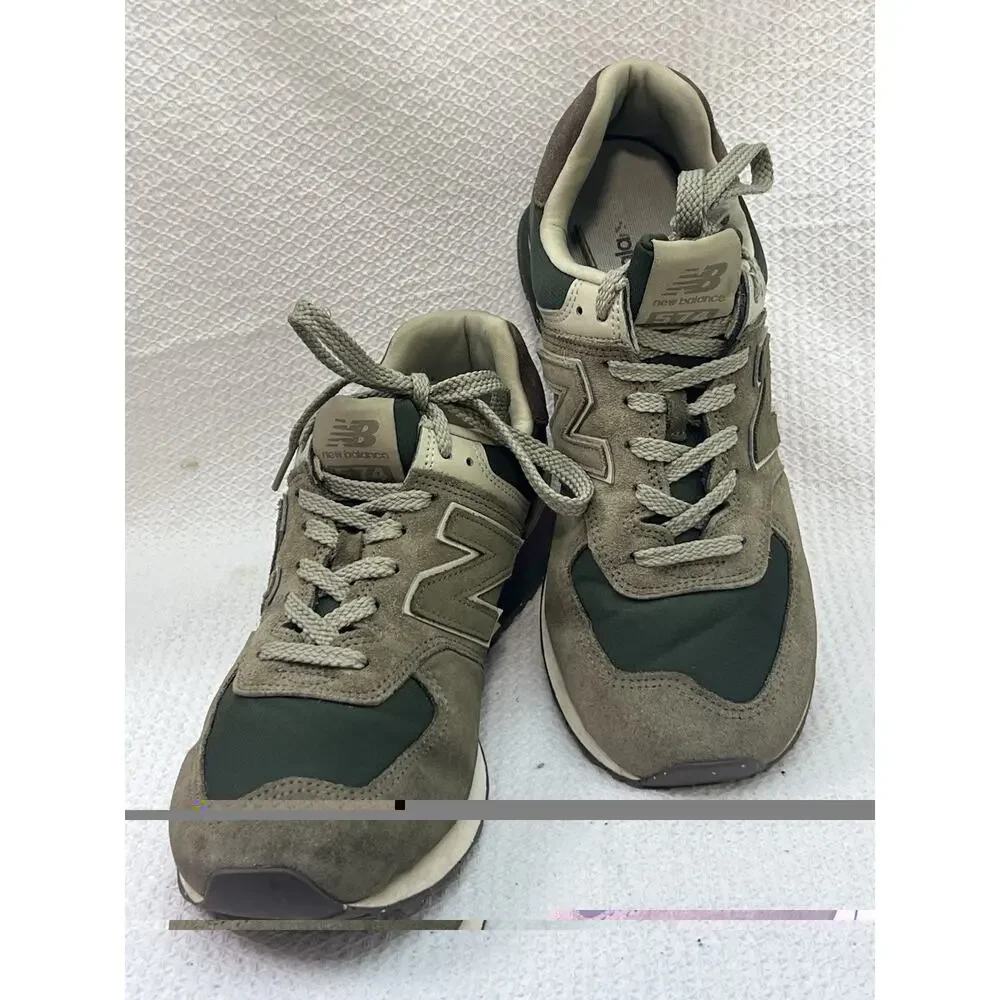 New Balance 574 U574UBB Olive Bone Sneakers Men’s 10.5 Women’s 12 Suede